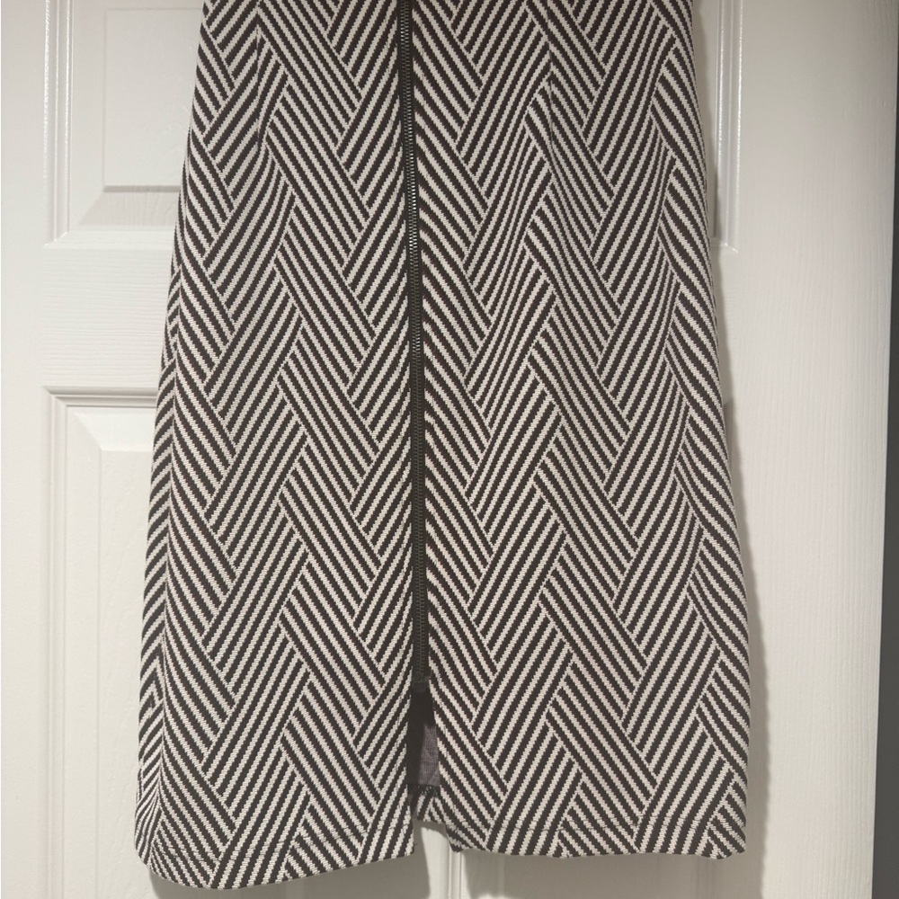 Maeve Black Marroon  and White chevron  pencil  Knee-Length Skirt - Picture 3 of 8